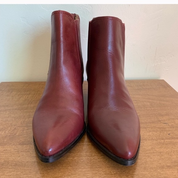 SOLD 📍Halogen Red Mahogany Boots - Picture 3 of 5